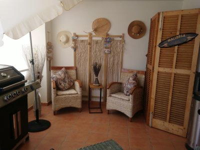 2 Echtholz mit Rattan-Gepflecht Terrassenmöbel Sessel Lounge-Sessel Vintage