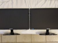 2x LED monitors Samsung SyncMaster SA300B 21.5 inches