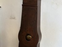 Antike mallorquinische Holz-Standuhr, mechanisch mit Glockenwerk und Pendel zum Aufziehen