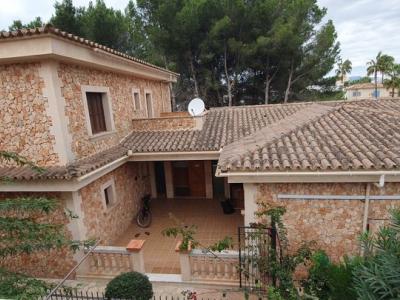 Arenal - Villa cerca de la playa