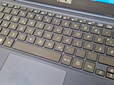 Asus EeePC Netbook Minu Notebook, working, 11" Intel CPU