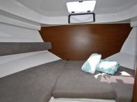 Beneteau Antares 8.0B Motorboat with mooring