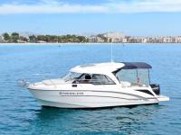 Beneteau Antares 8.0B Motorboat with mooring