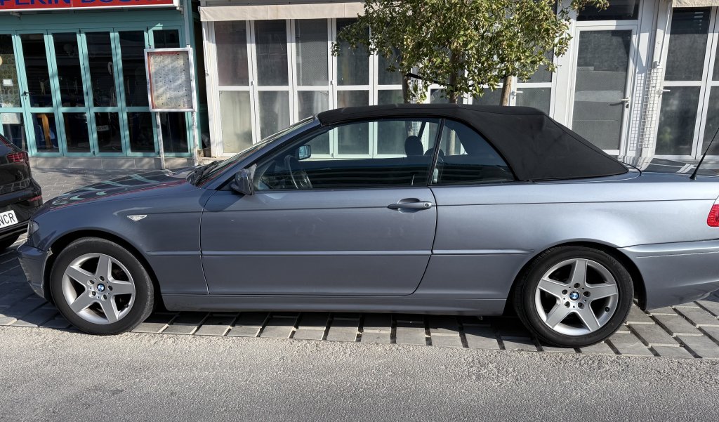 BMW 318i Convertible 2006