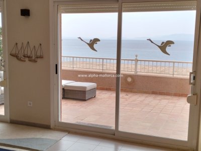 CALA BLAVA: Apartamento de 1 dormitorio con vistas al mar de 180º en la 1ª planta Línea