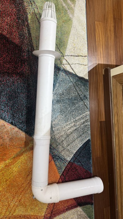 Calentador instantáneo para calefacción de gas de Cointra, incl. conducto de humos