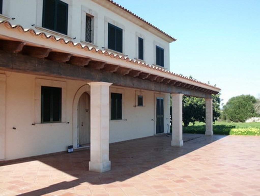 Finca enorme y completamente rehabilitada con todas las comodidades cerca de Es Llombards y Santanyi -- F 127 VK