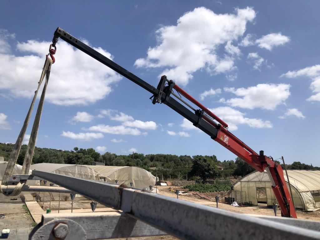 Emptying, dismantling and demolition. Leerung, Räumung und Abbruch.