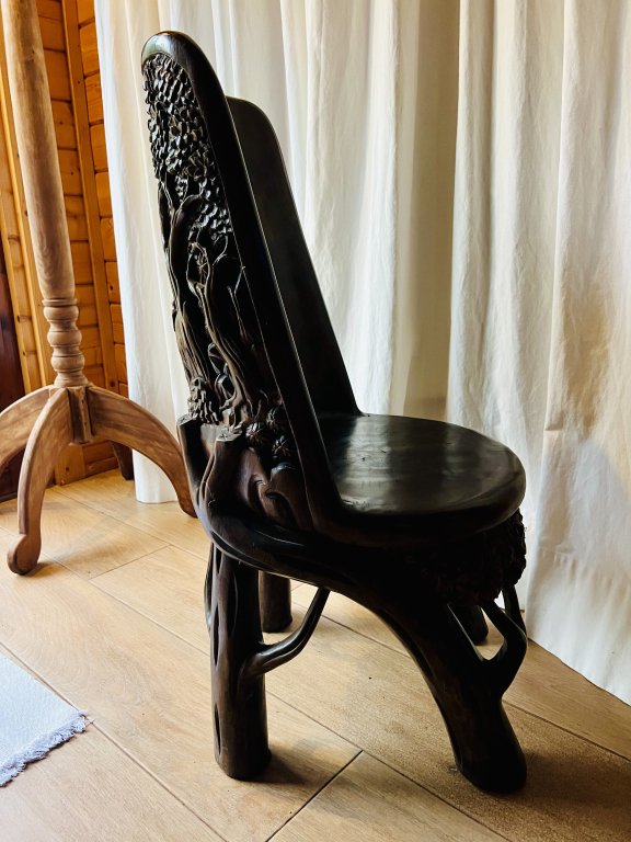 EXCLUSIVO:   Juego de asientos de madera tropical maciza - 4 sillas y 1 mesa