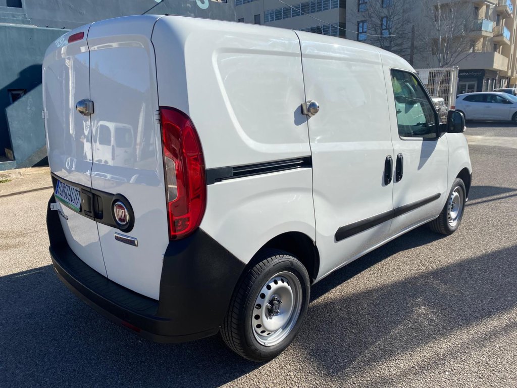 Fiat Doblo Cargo SX 1.3Mjet 95Cv Fg 4p