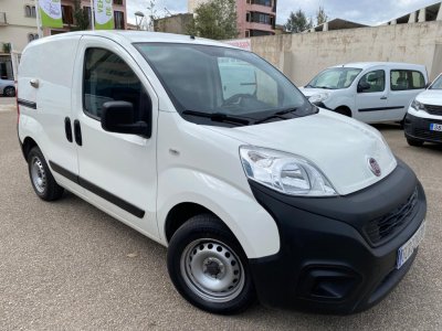 Fiat Fiorino Cargo 80Cv mit REGALSYSTEMEN