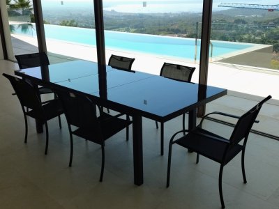 Glastisch und 6 Stühle NEU