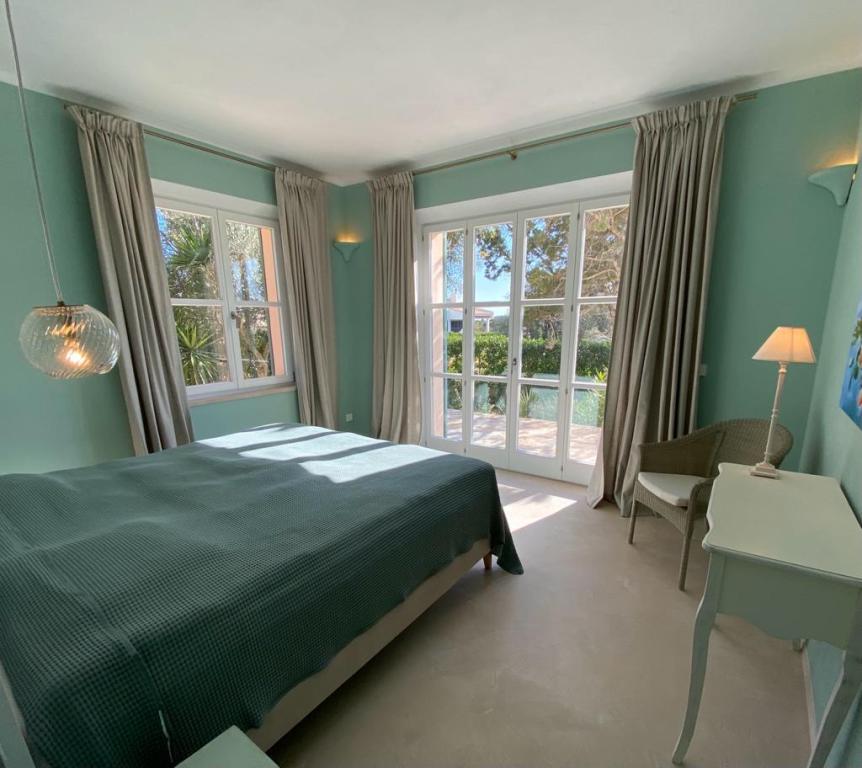 Chalet grande y bien situado en el S Almunia -- Santanyí --- CH 64