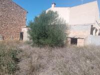 Parcela en ubicación céntrica con un gran trastero en Es LLombards --- S 13