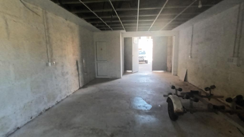 Parcela en ubicación céntrica con un gran trastero en Es LLombards --- S 13