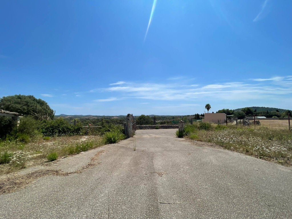 Plot with sea view,46000m2