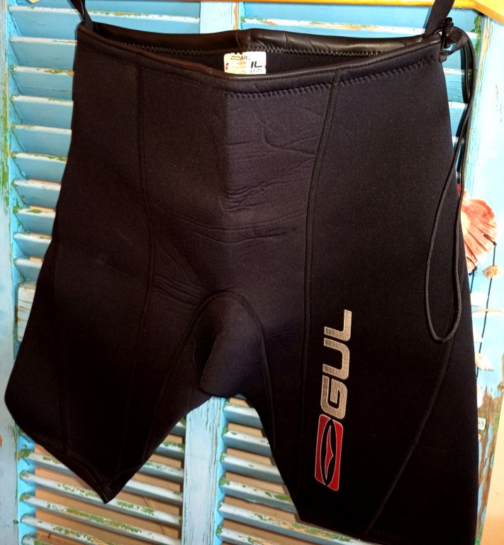 High-quality neoprene pants like new