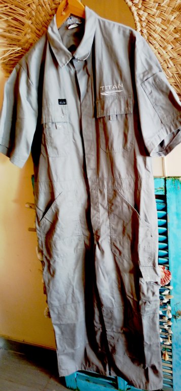 High-quality worker overall KLM