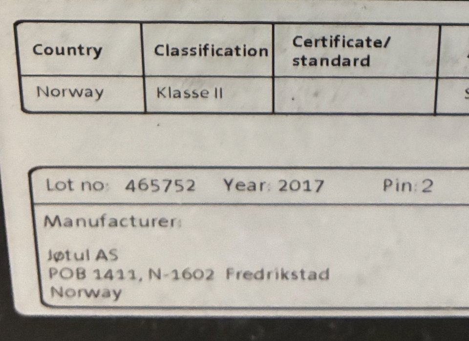 Jordi F100 Gusseiserner Kamin