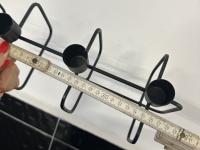 Candelabro negro - utilizado como corona de Adviento para 4 velas estrechas - longitud 40 cm