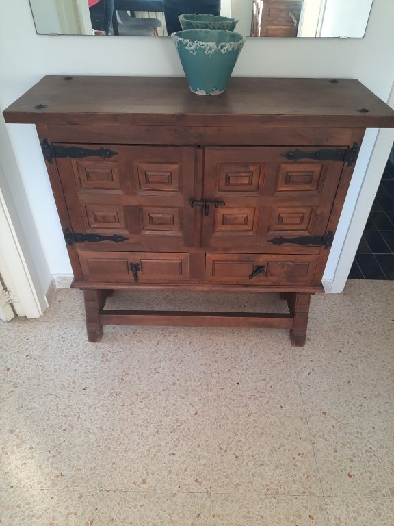 Small chest of drawers