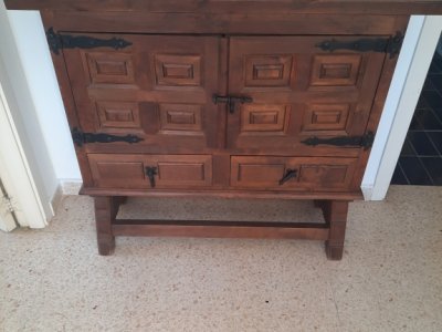 Small chest of drawers