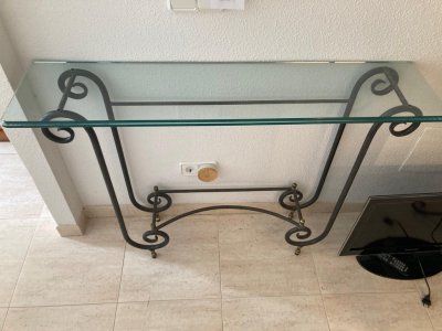 Consola con tablero de cristal