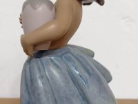 Lladró gres pequeña campesina, azul