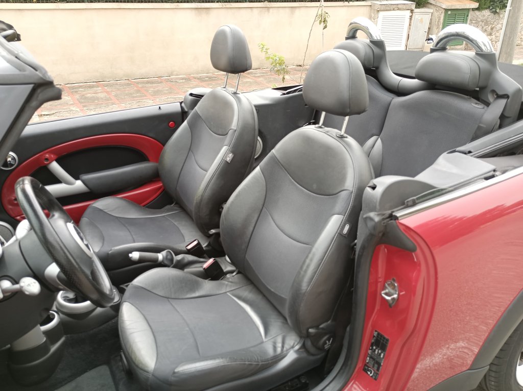 Mini Cooper Convertible 1st owner garage-kept special edition