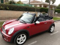 Mini Cooper Convertible 1st owner garage-kept special edition