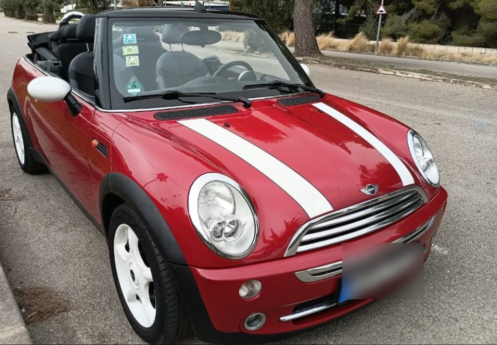 Mini Cooper Convertible 1st owner garage-kept special edition