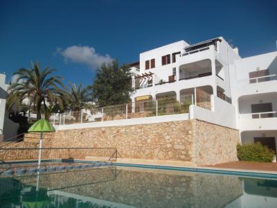 Moderno y luminoso apartamento en planta baja con piscina comunitaria en Cala Dor -- AP 33 VK