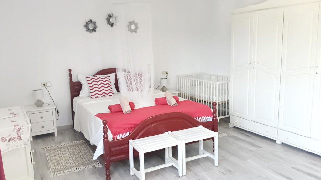 Modern apartment with pool and NK included at Arta --- AP 248