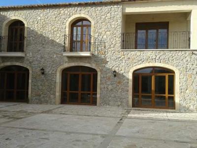 Finca de obra nueva en Arta en venta o alquiler de larga temporada