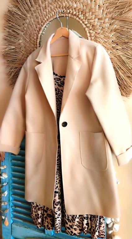 NEW Cream Colored Blazer M
