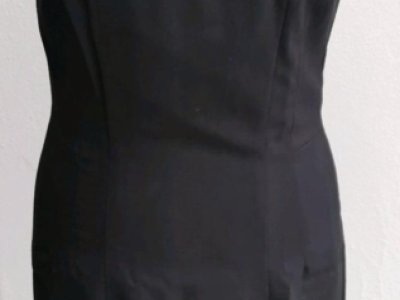 ¡NUEVO! Elegante vestido entallado del diseñador “St. Emile“, talla 34/36, negro