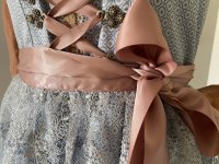 New KRÜGER Dirndl Size 42 Traditional Costume Embroidery