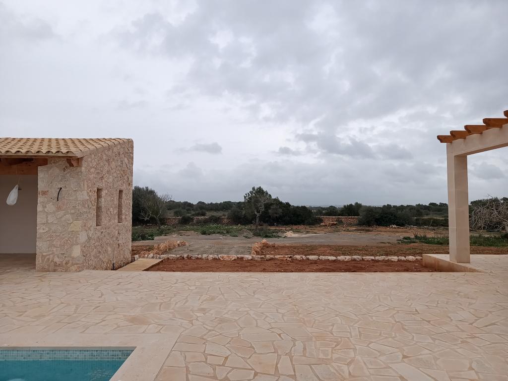 Newly built finca on 2 floors with all extras between LLombards and lighthouse S Salines -- F 13 VK