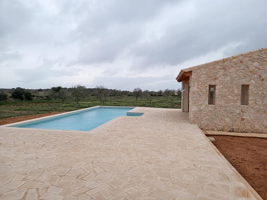 Newly built finca on 2 floors with all extras between LLombards and lighthouse S Salines -- F 13 VK