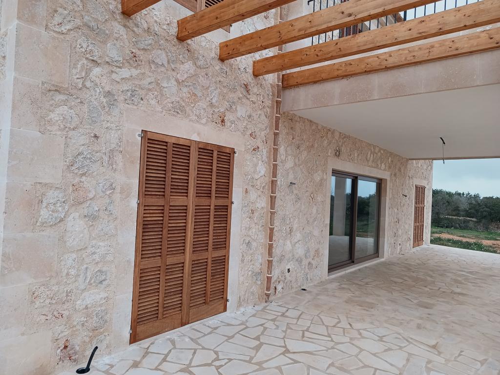 Newly built finca on 2 floors with all extras between LLombards and lighthouse S Salines -- F 13 VK