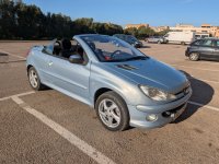 Peugeot 206 CC convertible with navigation