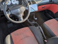 Peugeot 206 CC convertible with navigation