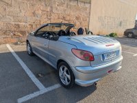 Peugeot 206 CC convertible with navigation