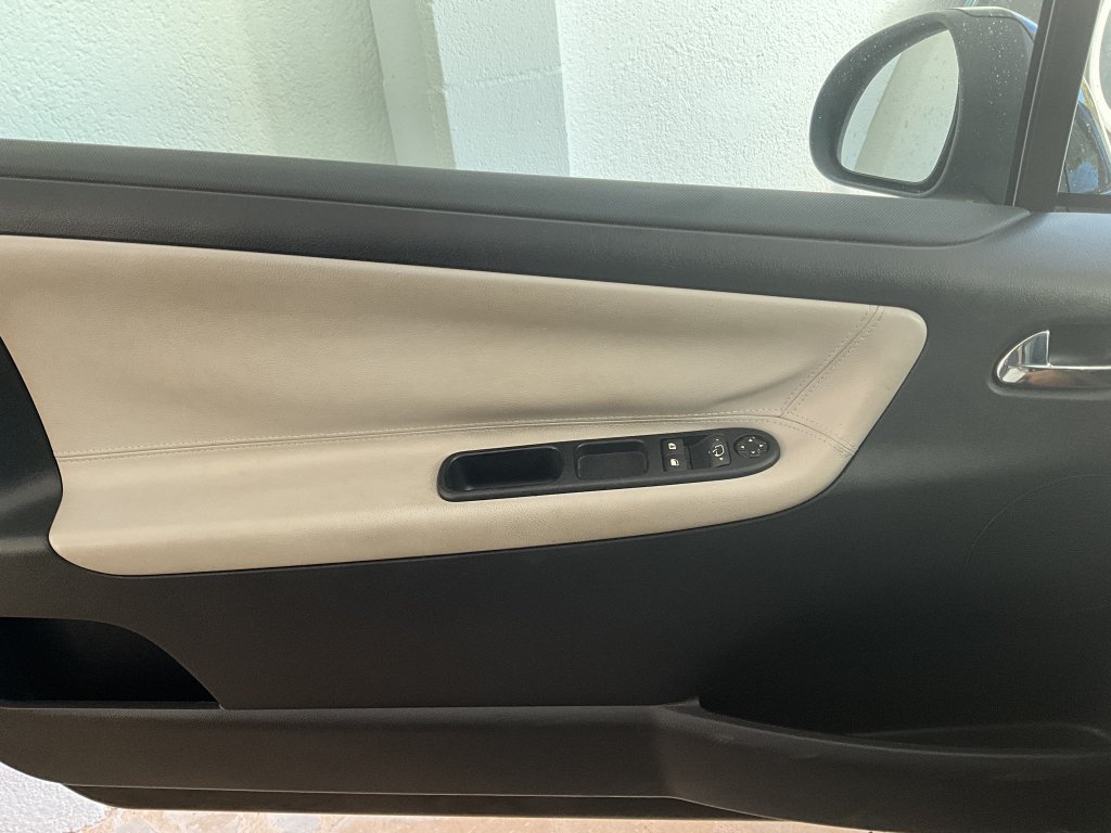 Peugeot Cabriolet 207 CC - Spanish plates, air conditioning, low mileage, model 2010, technically EXCELLENT CONDITION