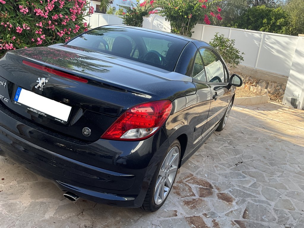 Peugeot Cabriolet 207 CC - Spanish plates, air conditioning, low mileage, model 2010, technically EXCELLENT CONDITION