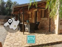 PORRERES: Encantadora propiedad rural con licencia de alquiler vacacional (ETV), pozo y viñas