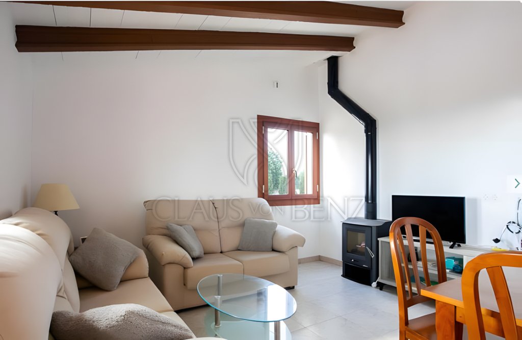 PORTOCRISTO: Finca rural cuidada con licencia de alquiler vacacional para 8 personas (solo venta)