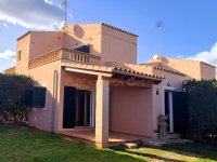 Chalet Adosado en Zona Residencial de Cala Mandia