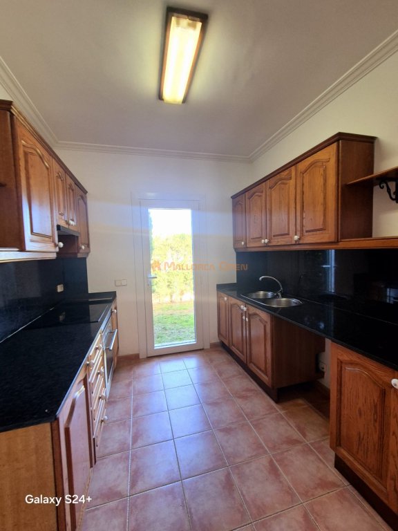 Chalet Adosado en Zona Residencial de Cala Mandia