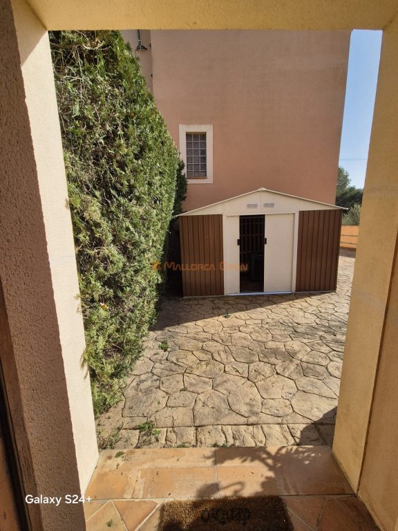 Chalet Adosado en Zona Residencial de Cala Mandia